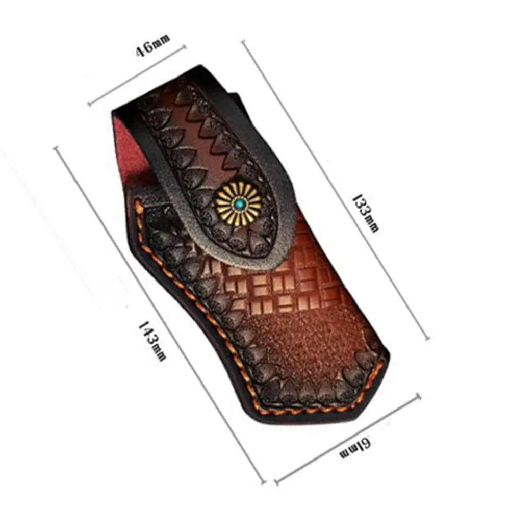 נדן סכין איכותי מעור שחור וחום למותן, מתקפל, זמין ב־5 סגנונות שונים. נרתיק עור עמיד ואופנתי לכלי עבודה ולשימוש חיצוני.