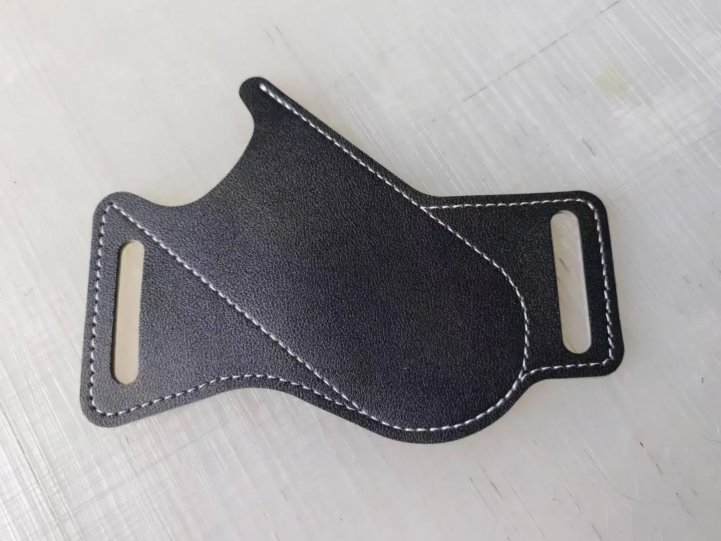 עם מחזיק לחגורה לאחסון סכינים למניעת שריטות  ...מתאים לסכין מתקפלת כלי עזר חובה לחובבי טבע טיילנים קמפינג ו\או עבודהג{נרתיקPU}