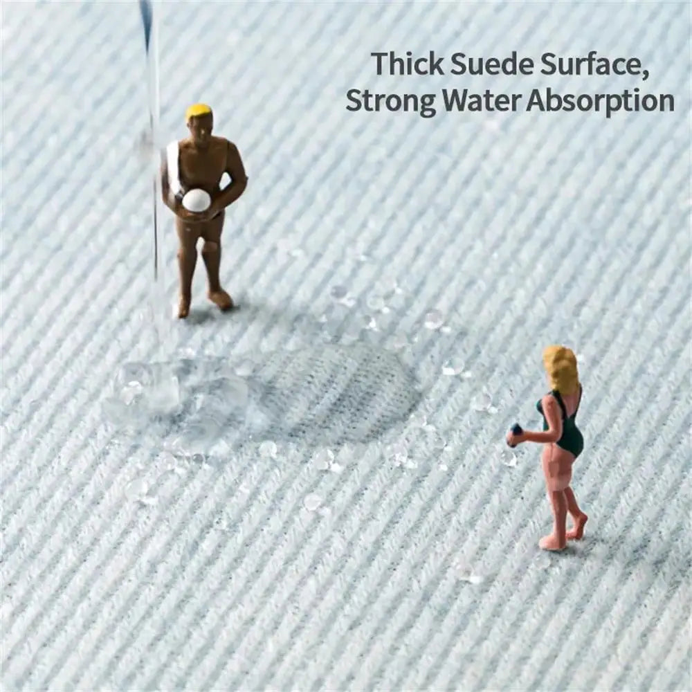 מזרון סופג למטבח – מונע החלקה, עמיד למים וקל לניגוב. שטיחון נוח לעמידה לאורך זמן, ניתן לניקוי מיידי ללא כביסה. אידיאלי למטבח מודרני, מגן על הריצפה ומוסיף נוחות.