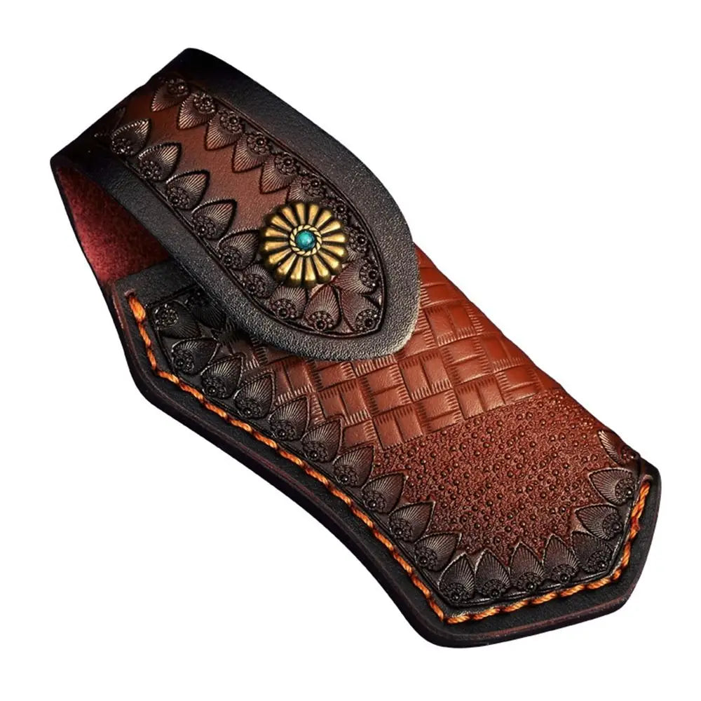 נדן סכין איכותי מעור שחור וחום למותן, מתקפל, זמין ב־5 סגנונות שונים. נרתיק עור עמיד ואופנתי לכלי עבודה ולשימוש חיצוני.