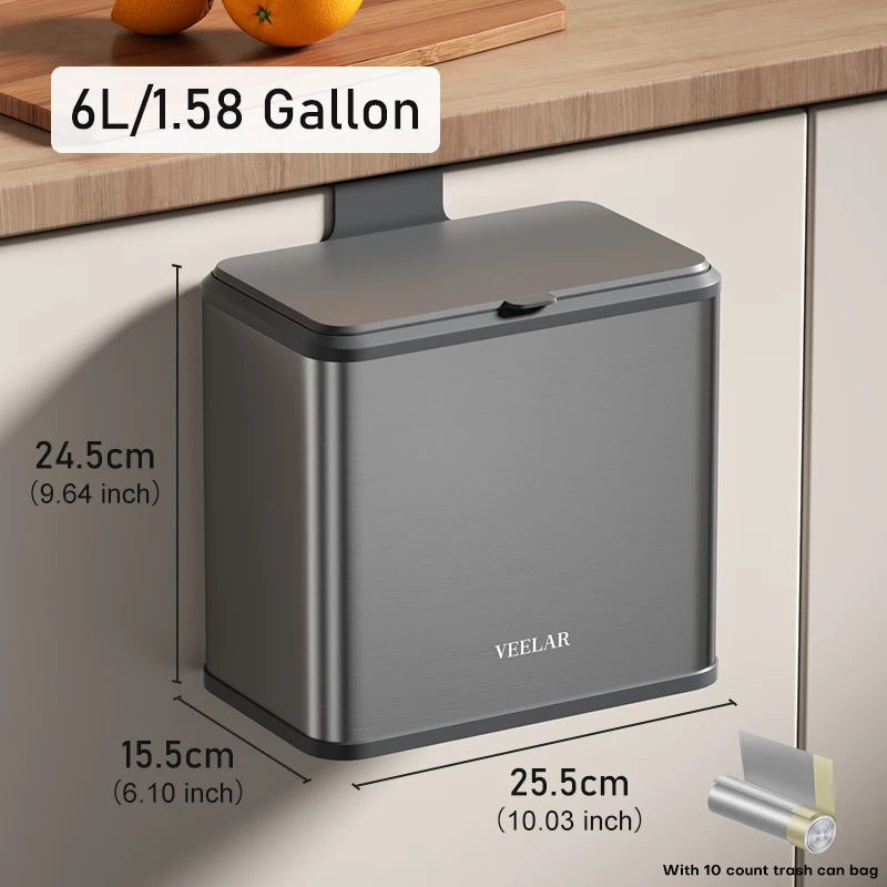 פח אשפה למטבח – ניתן לתלייה על הקיר או על דלת ארון המטבח, מתאים לפסולת נייר ושאריות מזון. פח אשפה קומפקטי לשולחן עבודה או למטבח, נוח לשימוש ולניקוי.