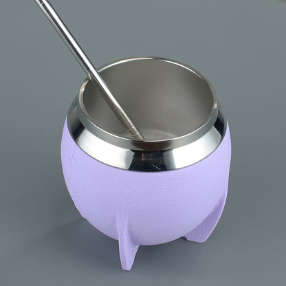 كوب متّه واحد مع قشة بومبيّا، بسعة **9.47 أونص**، مصنوع من **ستانلس ستيل** مزدوج الجدار لحفظ الحرارة، بتصميم تقليدي لشرب شاي المتّه. مناسب للاستخدام اليومي ويعدّ هدية مثالية لعيد الميلاد.