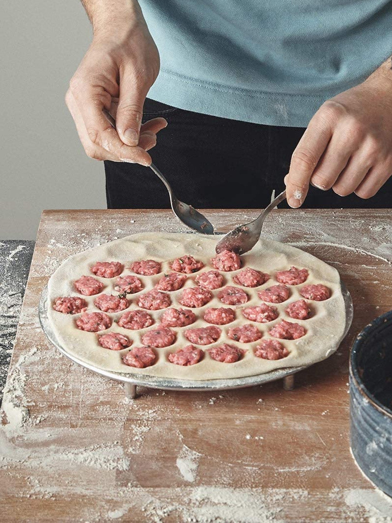 شبك لتقطيع العجين بشكل دائري لتقطيع العجين للشيش برك