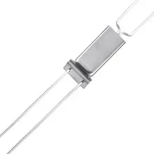 שיפוד ברביקיו מנירוסטה עם שתי מחטים ופלטת דחיפה עצמית שיפוד איכותי להכנת בשרים וירקות בקלות. עשוי נירוסטה חזקה, מאפשר השחלה יציבה ומהירה וכולל פלטה לדחיפה נוחה של המזון. מושלם למנגל ביתי, קמפינג ופיקניק. אביזר חובה לכל חובב BBQ.