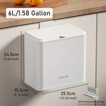 פח אשפה למטבח – ניתן לתלייה על הקיר או על דלת ארון המטבח, מתאים לפסולת נייר ושאריות מזון. פח אשפה קומפקטי לשולחן עבודה או למטבח, נוח לשימוש ולניקוי.