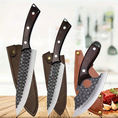 ערכת סכינים למטבח מסטלס סטיל – 3 חלקים: סכין שף, סכיני חיתוך רב-תכליתיים, סכיני פרסינג, סכיני גילוח בשר וכלי פריסה קטנים.