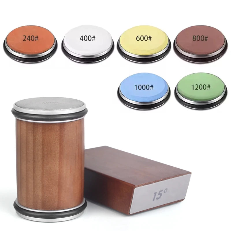 ערכת השחזה מגנטית עם גלגל זווית 15° ו-20°, כוללת אבן יהלום להשחזה מדויקת ומחזיק סכין מגנטי. פתרון מקצועי וקל לשימוש להשחזת סכיני מטבח ברמת שף.