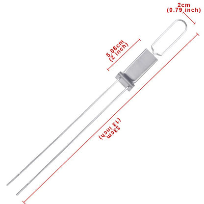 שיפוד ברביקיו מנירוסטה עם שתי מחטים ופלטת דחיפה עצמית שיפוד איכותי להכנת בשרים וירקות בקלות. עשוי נירוסטה חזקה, מאפשר השחלה יציבה ומהירה וכולל פלטה לדחיפה נוחה של המזון. מושלם למנגל ביתי, קמפינג ופיקניק. אביזר חובה לכל חובב BBQ.