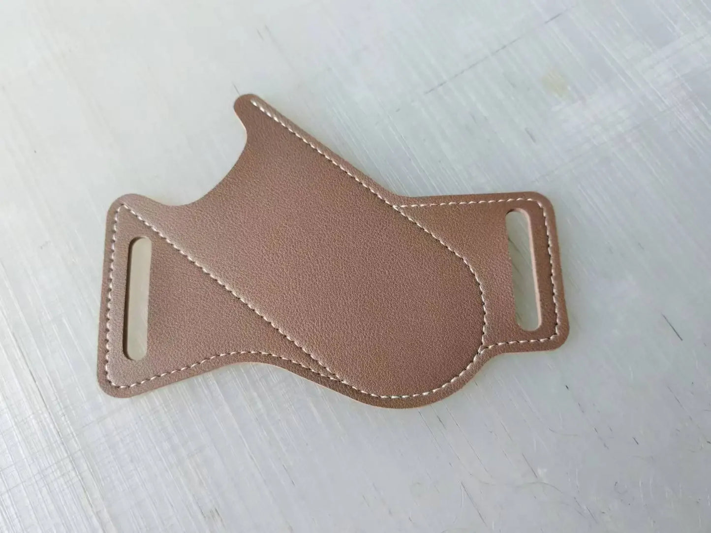 עם מחזיק לחגורה לאחסון סכינים למניעת שריטות  ...מתאים לסכין מתקפלת כלי עזר חובה לחובבי טבע טיילנים קמפינג ו\או עבודהג{נרתיקPU}