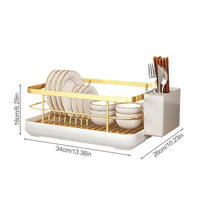 מתקן ייבוש כלים קומפקטי ואלגנטי. מתאים לכל סוגי הכלים – צלחות, סכו"ם וכוסות. חסוך מקום, שמור על סדר וניקיון, ותהנה ממטבח מסודר ומרשים.