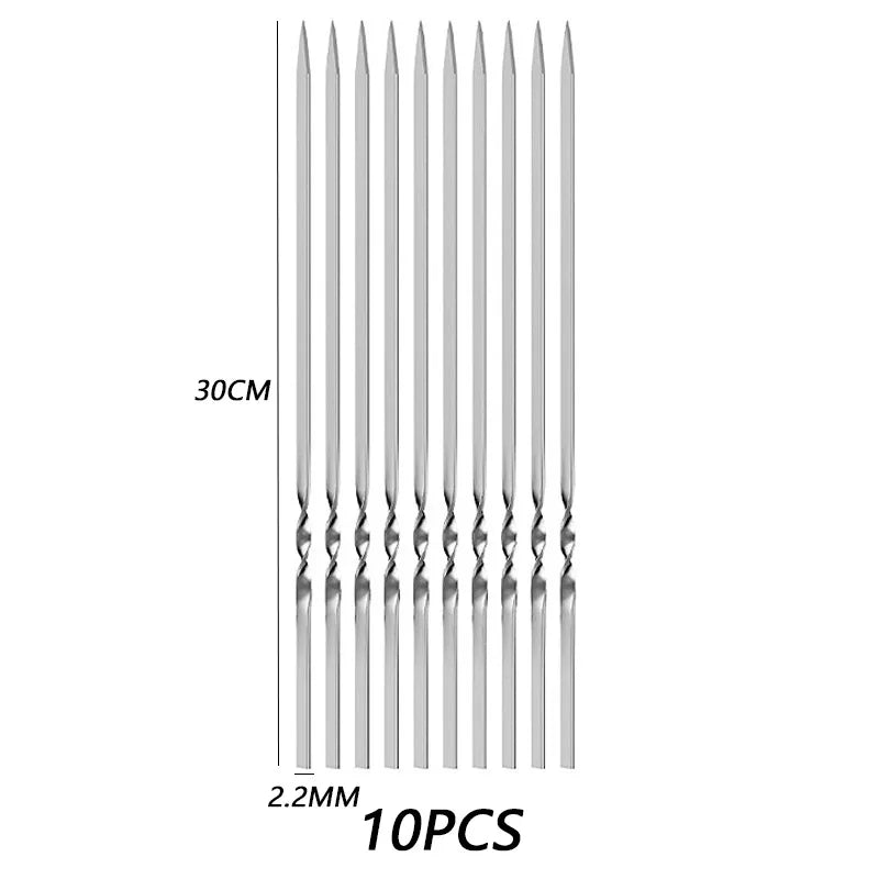שיפודי ברביקיו איכותיים מנירוסטה, עמידים בחום ומתאימים לצלייה של שish kebab, בשר, ירקות ועוד. אידיאליים לשימוש בחוץ – קמפינג, פיקניק, מנגל ביתי וכל כלי הבישול הנלווים. קלים לניקוי ולשימוש חוזר, כלי חובה לכל חובב גריל.