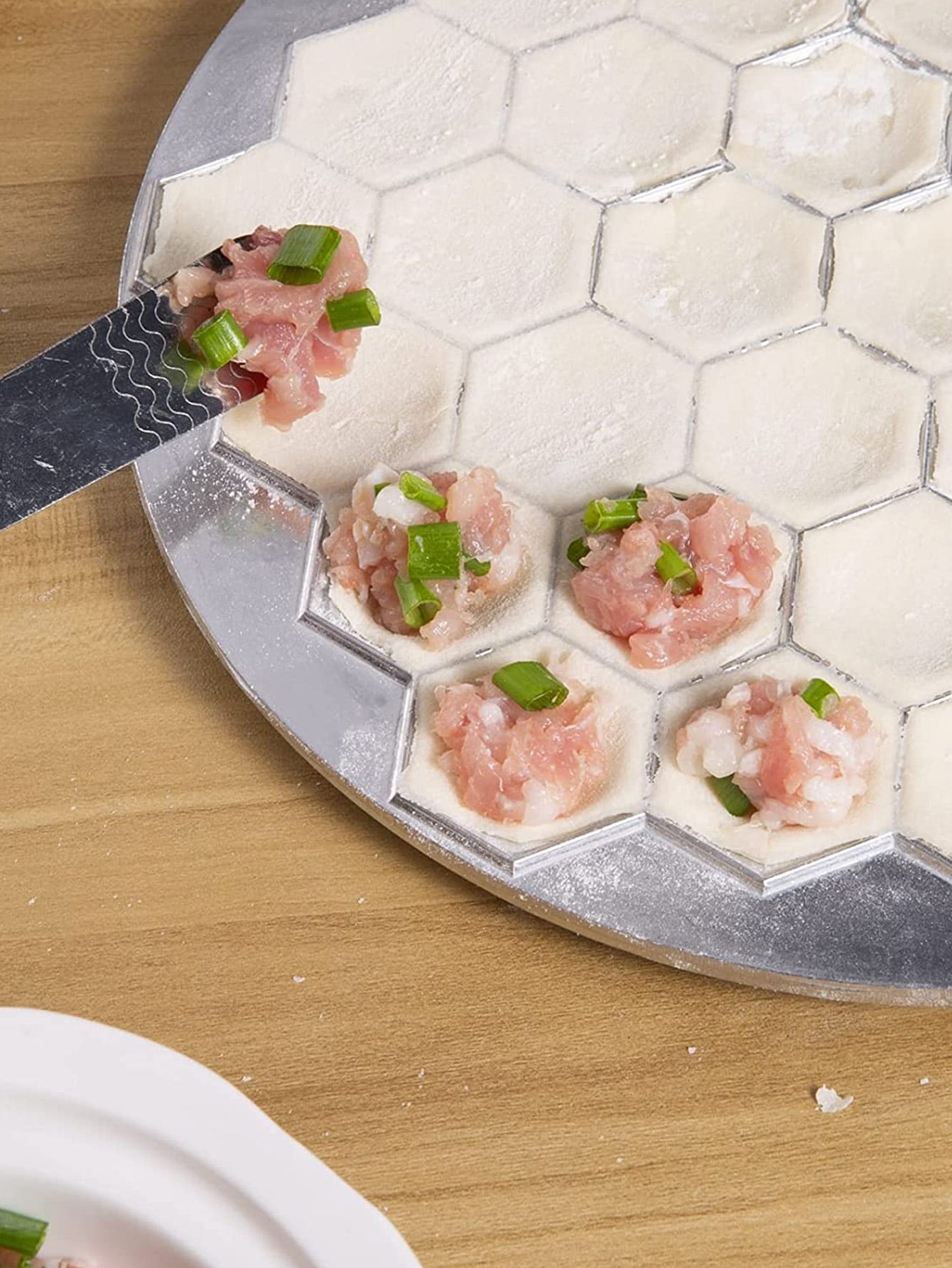 شبك لتقطيع العجين بشكل دائري لتقطيع العجين للشيش برك